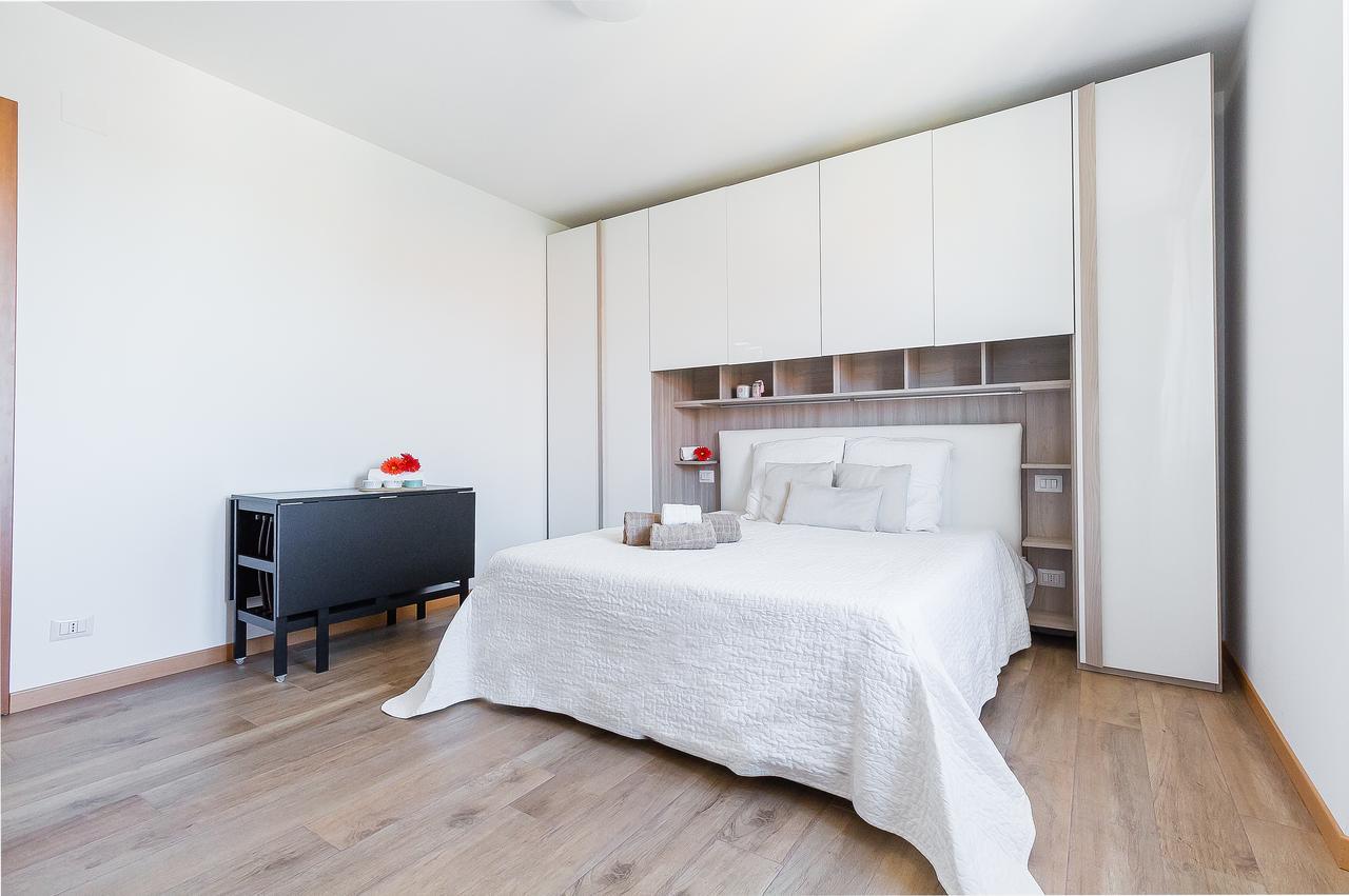 Alessia'S Flat - Sarpi 2 Lägenhet Milano Exteriör bild