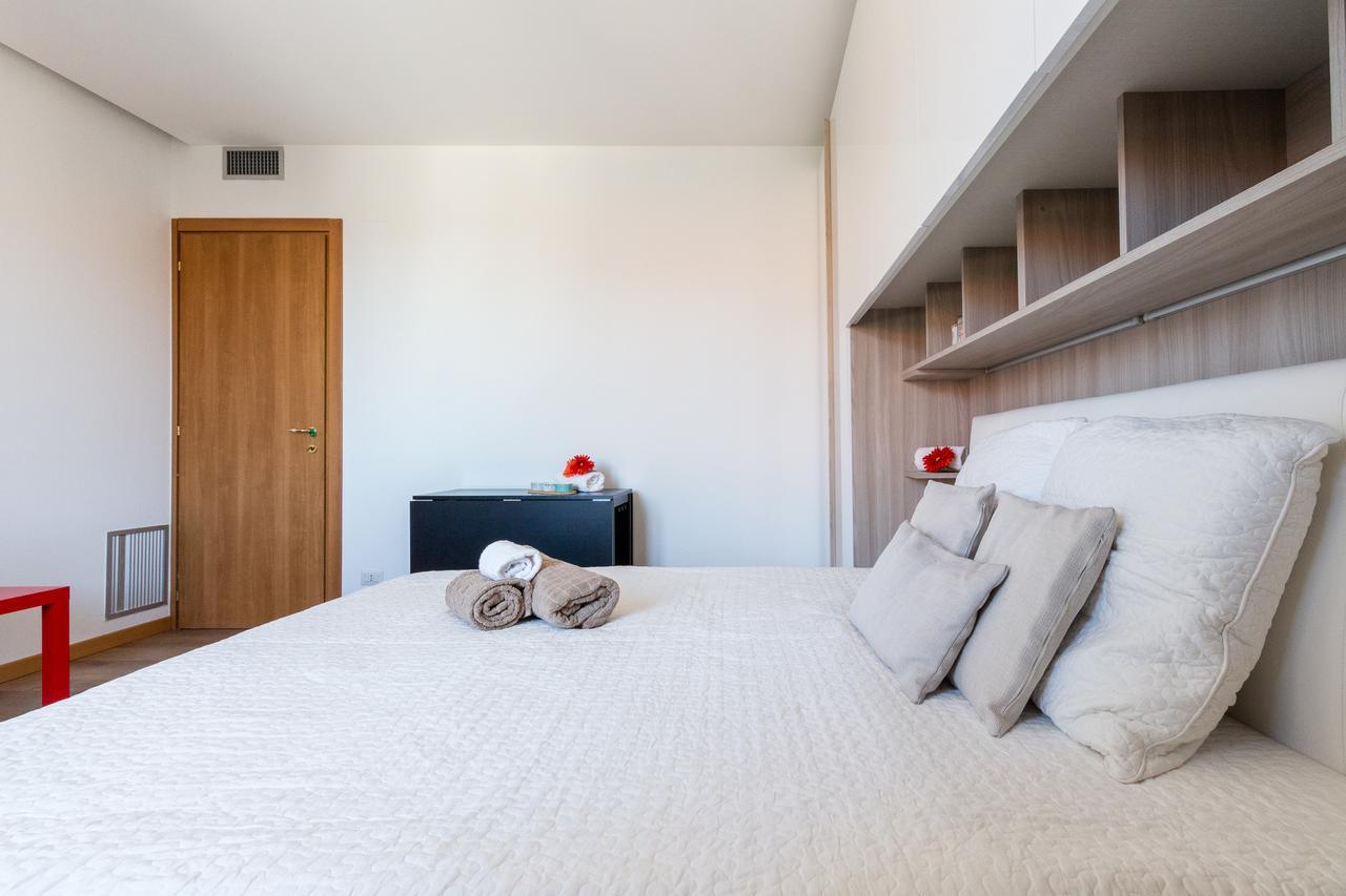 Alessia'S Flat - Sarpi 2 Lägenhet Milano Exteriör bild
