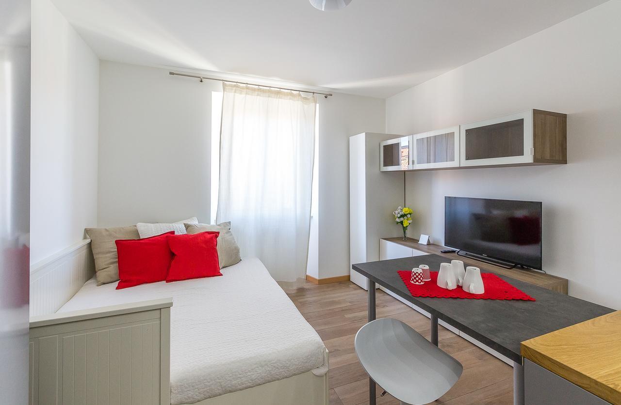 Alessia'S Flat - Sarpi 2 Lägenhet Milano Exteriör bild